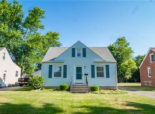 136 Lafayette St, Elyria, OH 44035
