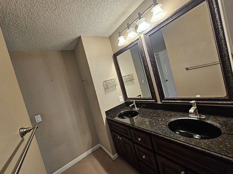 34515 Heathrow Ter — Photo 27