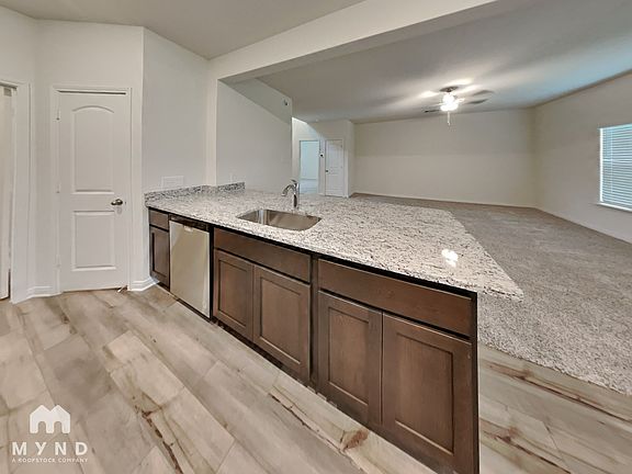5th image of 200 Tidwell Dr