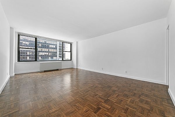 1st image of 65 W 55th St APT 7K