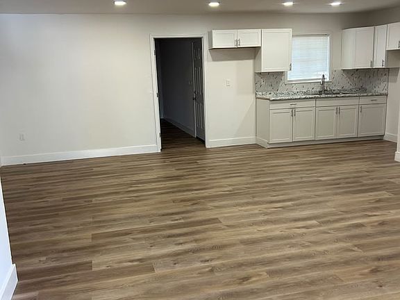 2nd image of 247 Shiloh Dr