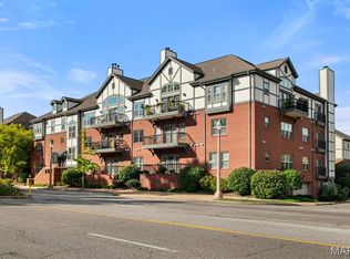 2211 S Grand Blvd APT 210, Saint Louis, MO