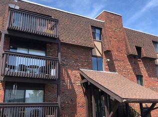 1274 E Main St APT D3, Meriden, CT 06450