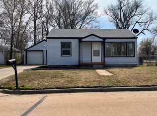 1202 Stack Ave, Salina, KS 67401