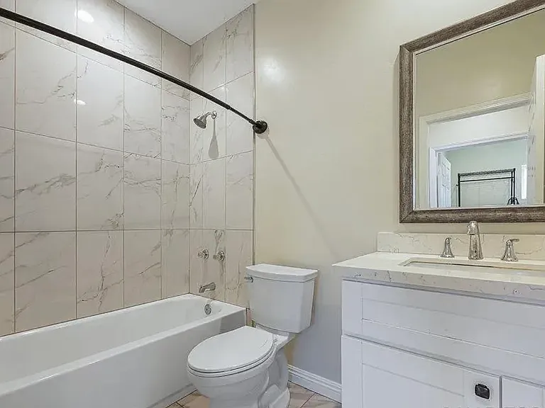 1135 E 3rd Ave #A — Photo 11