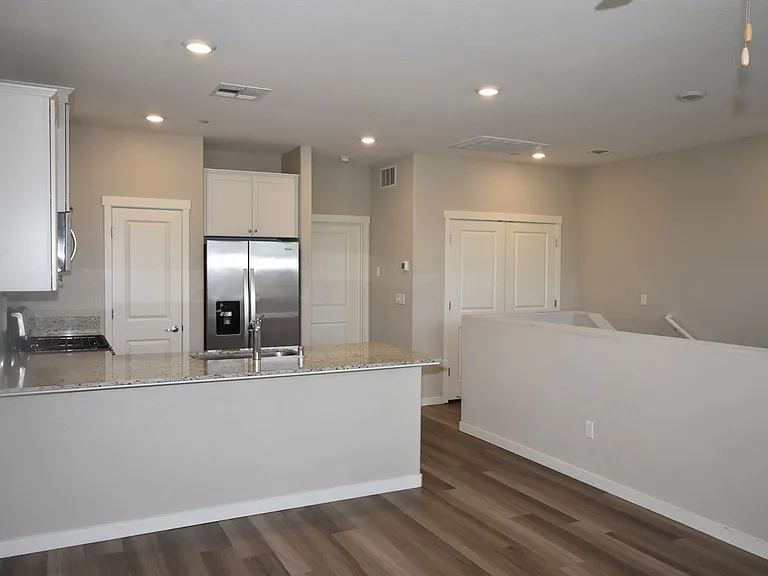 4097 Southampton St — Photo 8