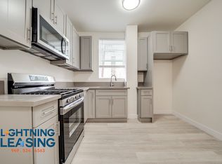 341 S Alvarado St #300D, Los Angeles, CA 90057