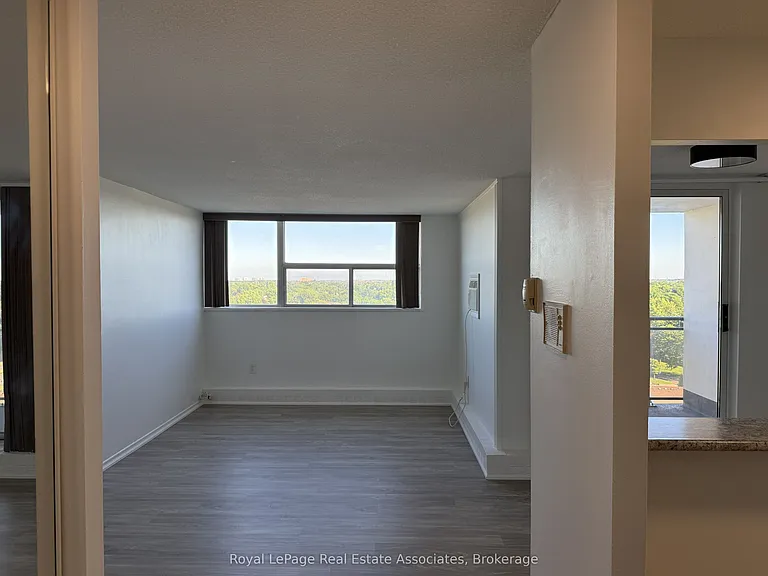 2900 Battleford Rd N #1008 — Photo 10