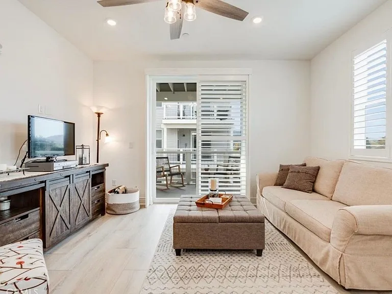 915 Madonna Rd #201 — Photo 7