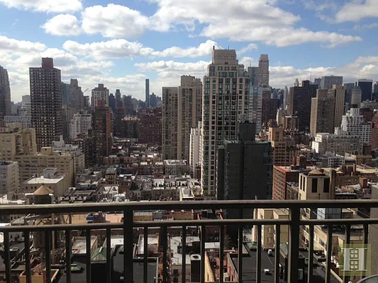 Sold by Halstead Real Estate | media 18