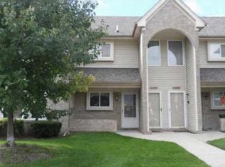 44411 Sunnyside Dr, Sterling Heights, MI 48313