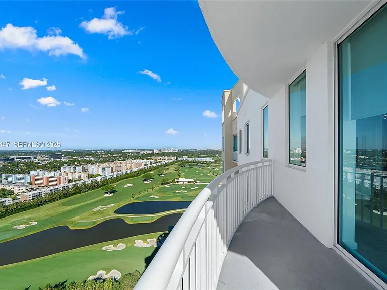1745 Hallandale Beach Blvd #Penthouse 05W — Photo 1