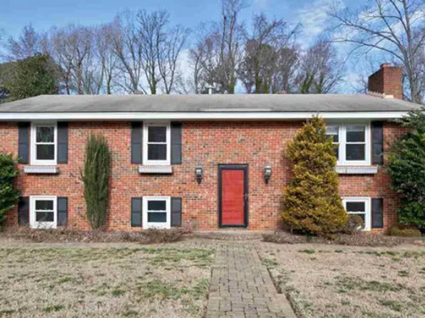 3105 Julian Dr, Raleigh, NC 27604