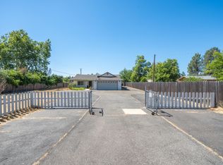 16575 Hawthorne Ave, Anderson, CA 96007