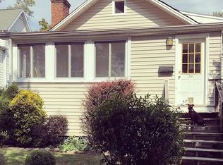 34 Ridgeland Ter, Rye, NY 10580