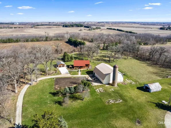3570 S Paw Paw Rd, Earlville, IL 60518