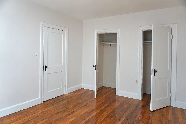 95 Adams St #8 — Photo 7