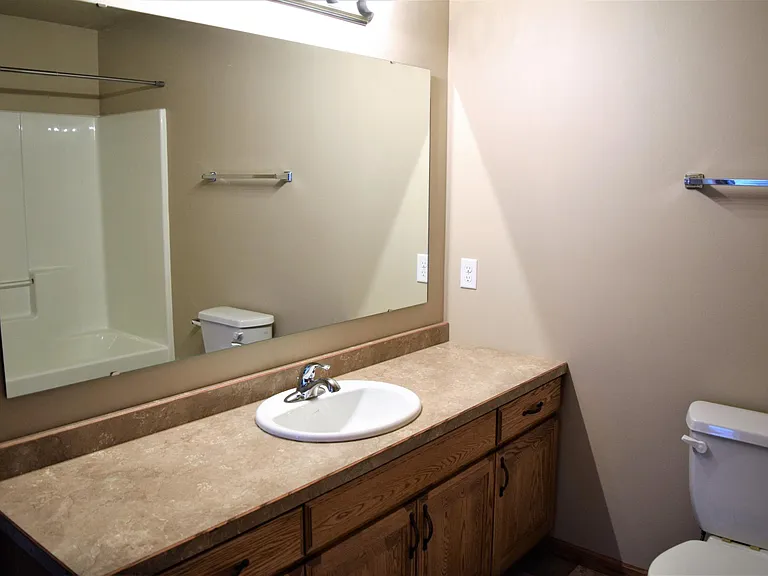 master bath on main