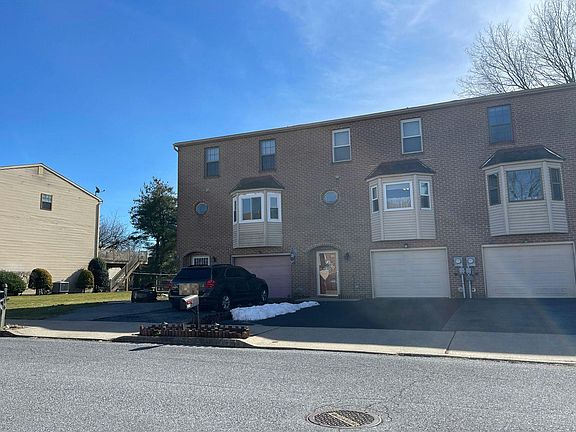 2nd image of 514 Vera Cir