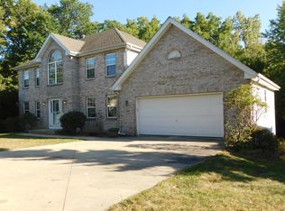 708 Meadow Crossing Trl, Roscoe, IL 61073
