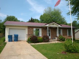 409 Bennett St, Farmington, MO 63640