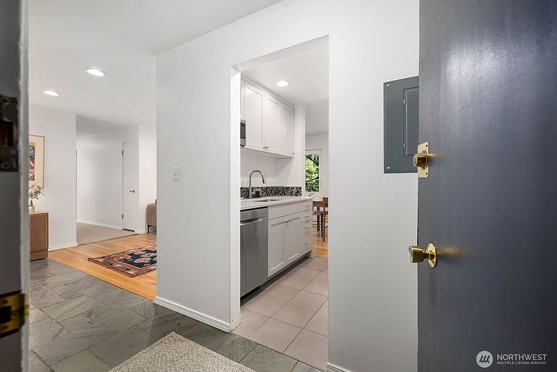 4th image of 632 13th Avenue E #19