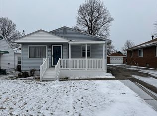 575 Robinson Ave, Barberton, OH 44203