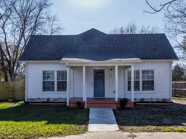 222 E High St, Wills Point, TX 75169