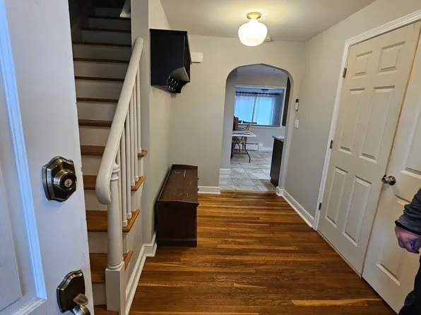 2520 Madison Ave, Bridgeport, CT 06606