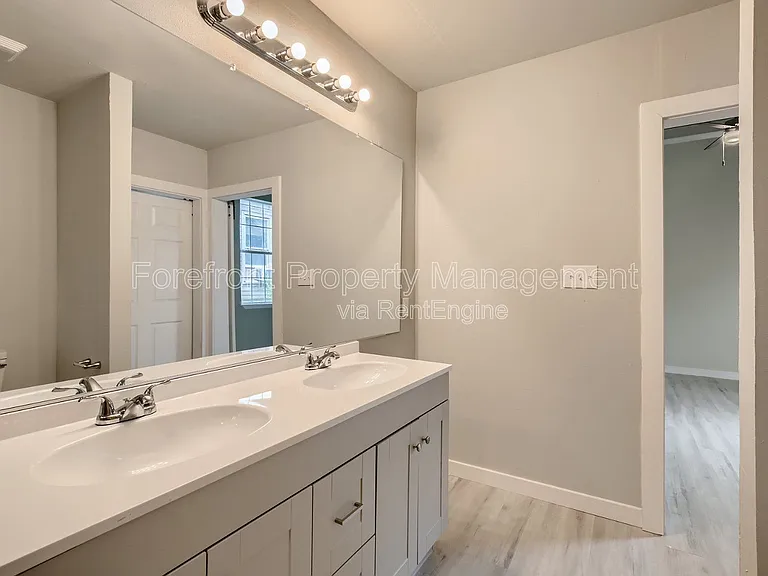 517 Hicks Ave — Photo 21