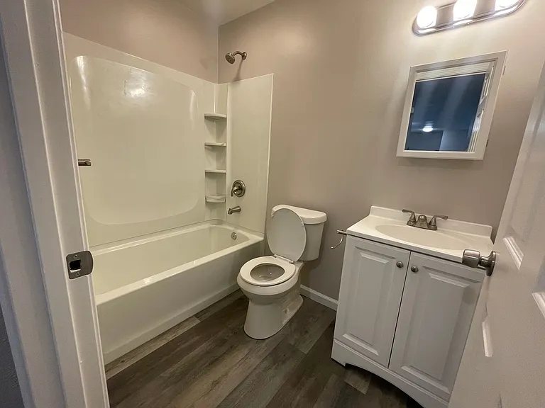 Garden Ridge Apartments — Photo 41