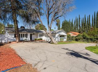 6061 Shirley Ave, Tarzana, CA 91356