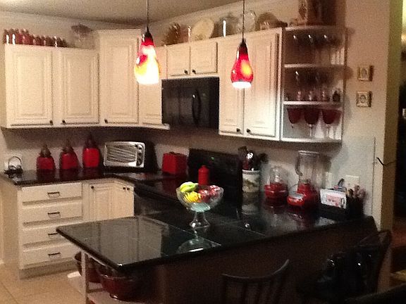 2nd image of 400 Bobwhite Dr