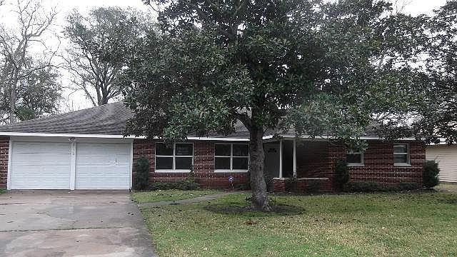 1st image of 1215 Kirsten St