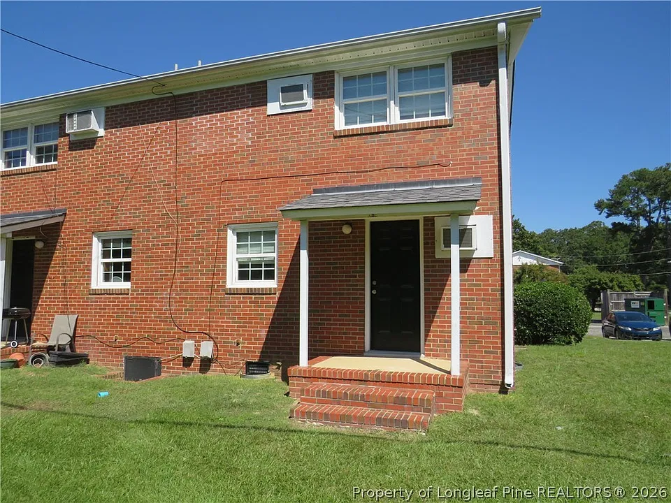 1909 King George Dr