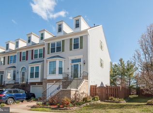 7061 Kings Manor Dr, Alexandria, VA 22315