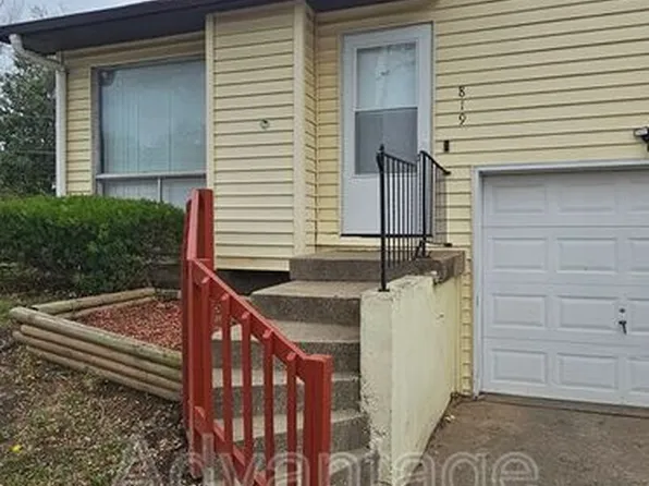 819 N 70th St, Kansas City, KS 66112