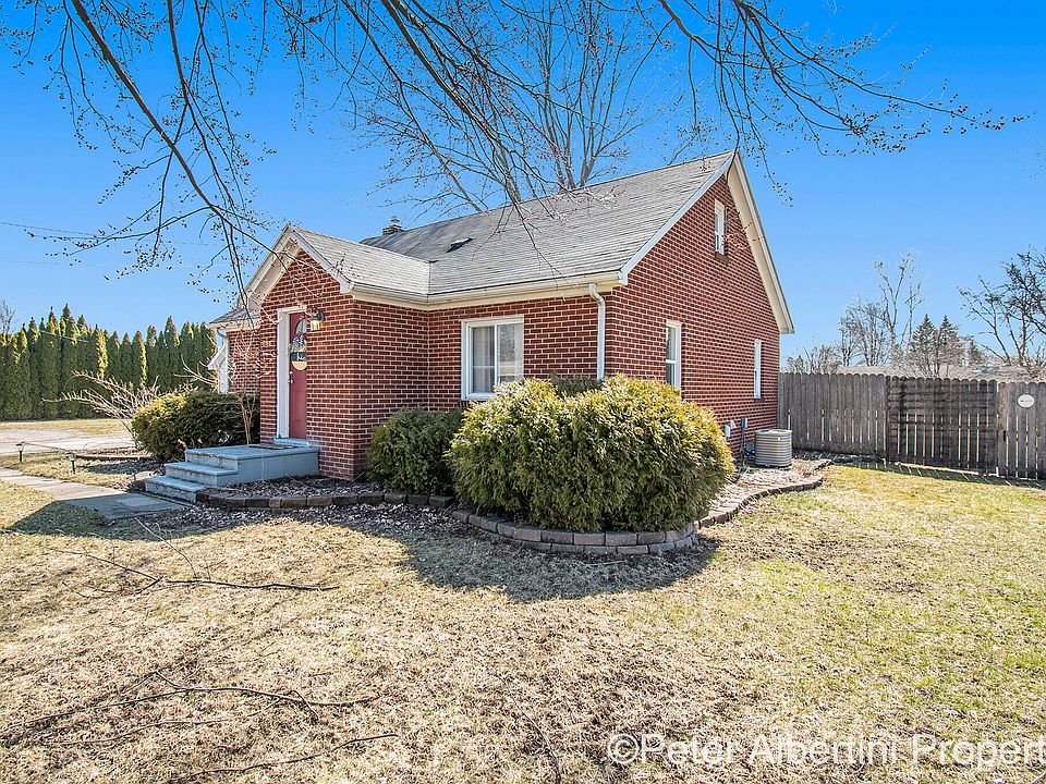 4451 Shattuck Rd, Saginaw, MI 48603 Zillow