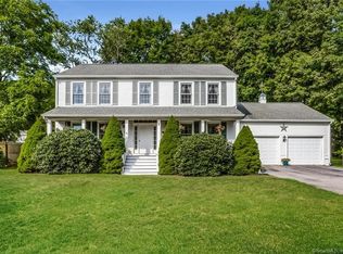 9 Mystic Hill Rd, Mystic, CT 06355