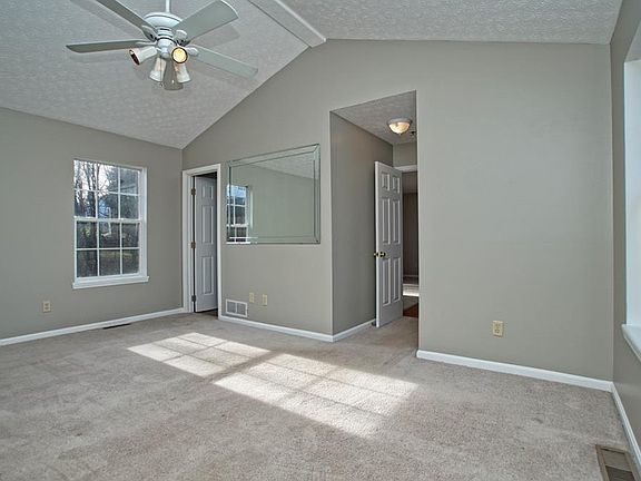 3rd image of 80 Canter Ln APT B