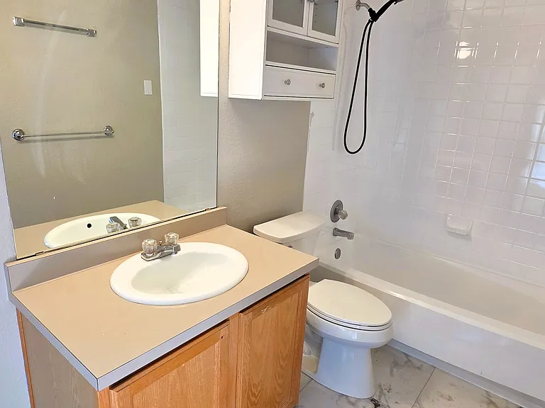 2850 Aurora Ave #301 — Photo 19