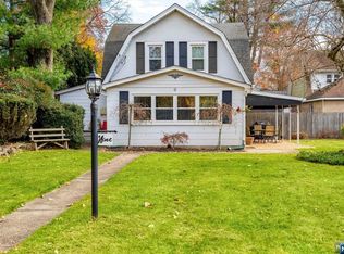 9 Haring St, Closter, NJ 07624