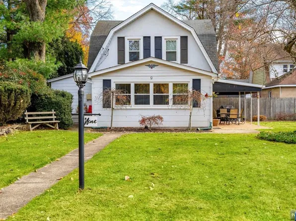9 Haring St, Closter, NJ 07624