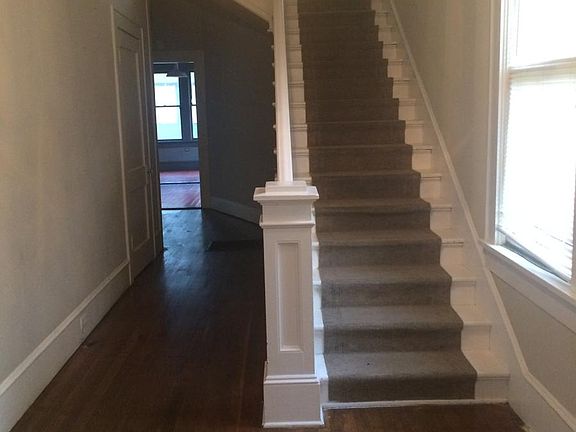 Entry to upstairs