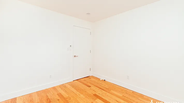 Rented by Nooklyn NYC LLC | media 7