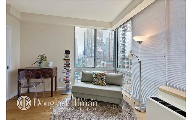 Rented by Douglas Elliman | media 17