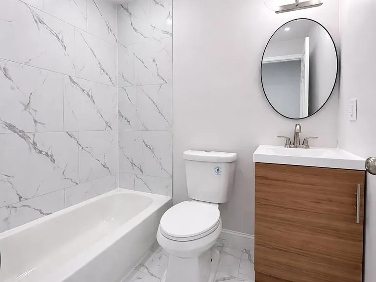 2815 W Mulberry St — Photo 11