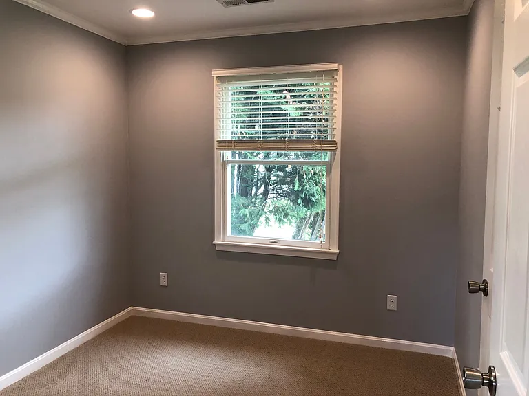 401 Hubbard Cir — Photo 15