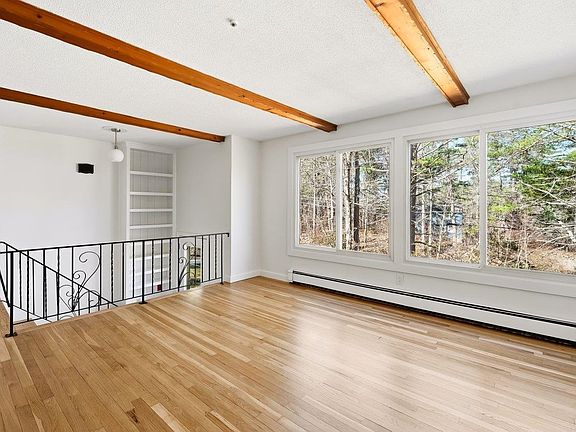 3rd image of 5 Willey Road