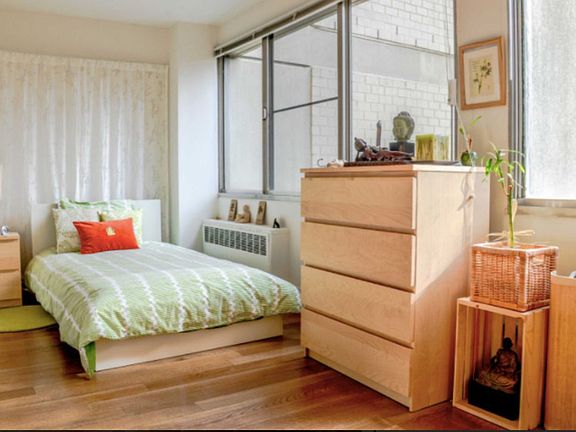5th image of 95 W 95th St APT 6D